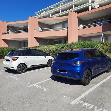 Vue - Calme - Parking - Tennis - Piscine été *